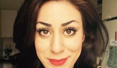 Vittnesmål om hur hundratals barn och vuxna trängs i små utrymmen