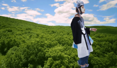 No One Notice – Ingen märker att jag är fake. Ingen vill märka.