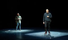 Brun hud i en vit värld…