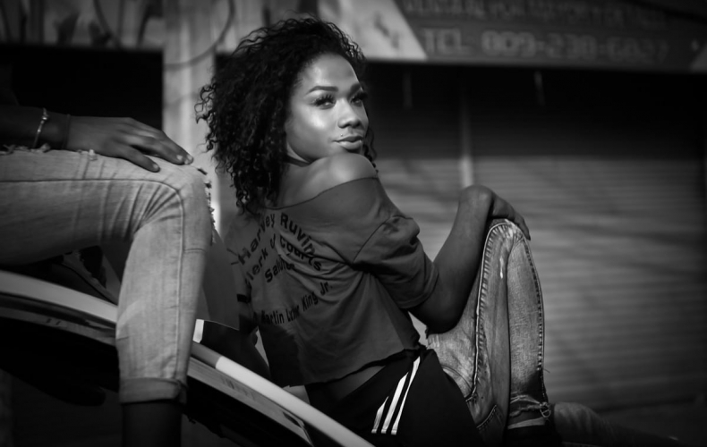 Queer Windows in Dembow Music