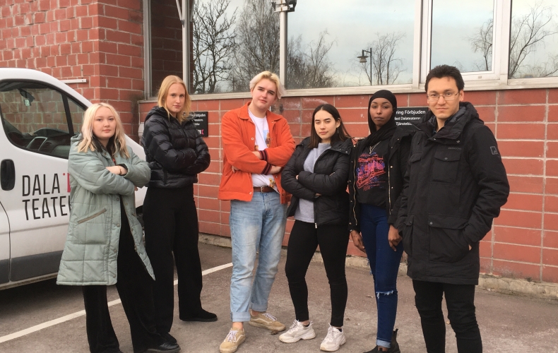 Unga skribenter tar plats i skrivprojekt